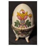Set of 2 Porcelain Trinket Boxes with Floral Designs