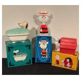 Vintage Avon Peanuts Collectibles - Charlie Brown Comb & Brush, Snoopy Bubble Tub Bubble Bath and Doghouse Shampoo