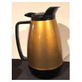 Vintage Thermo-Serv Pot, Cups and Casserole Dish