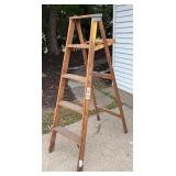 5 Foot Wooden Type II Commercial Ladder by White Metal