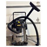 DeWalt Wet/Dry Vacuum Cleaner
