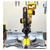 DeWalt 12-Inch Double-Bevel Sliding Compound Miter Saw