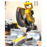 DeWalt 12-Inch Double-Bevel Sliding Compound Miter Saw