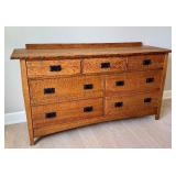 Quality Solid Wood Dresser with 7 Drawers