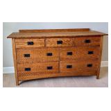 Quality Solid Wood Dresser with 7 Drawers