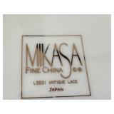 Mikasa Antique Lace Fine China 68-Piece Dinnerware Set with Gold Trim