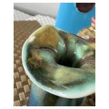 Set of 4 Small Ceramic Vases and Woven Placemats