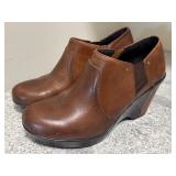 Pair of Gently Used Brown Leather Wedge Dansko Shoes, Size 40