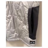 Oakley Quilted Zip-Up Vest XXL Regular Fit Silver and Black