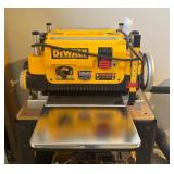 G - DeWalt DW735 13 Inch Heavy-Duty Thickness Planer with Stand