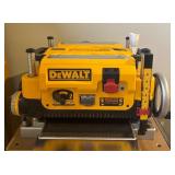 G - DeWalt DW735 13 Inch Heavy-Duty Thickness Planer with Stand