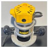 G - DeWalt DW610 Router 120V 9.0A with Dual Handles