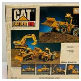 Vintage New Bright Cat Loader 916 1/20 Scale 9.6 Volt RC In Original Box Never Opened (BOx Is In Rough Shape)