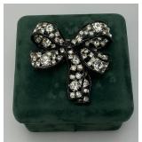 Kenneth Jay Lane Black And Clear Bow Pin Brooch In Velvet Box 2 3/4" x 2 3/4"