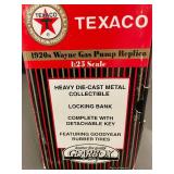 Texaco Gearbox Special Edition 1912 Ford Model T Coin Bank Set 1:25 Scale Texaco Gearbox Special Edition 1912 Ford Model T Coin Bank Set 1:25 Scale