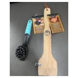 Mr. Bar-B-Q Cast Iron Scrub Brush and Natural Wood Grill Scraper Set Mr. Bar-B-Q Cast Iron Scrub Brush and Natural Wood Grill Scraper Set