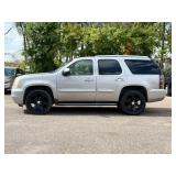 2007 GMC YUKON DENALI *All Wheel Drive* (NO RESERVE)