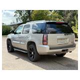 2007 GMC YUKON DENALI *All Wheel Drive* (NO RESERVE)