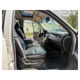 2007 GMC YUKON DENALI *All Wheel Drive* (NO RESERVE)