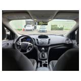 2015 FORD ESCAPE S *No Accidents* (NO RESERVE)