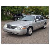 2005 MERCURY GRAND MARQUIS LS PREMIUM *No Accidents* (NO RESERVE)