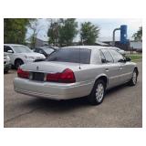 2005 MERCURY GRAND MARQUIS LS PREMIUM *No Accidents* (NO RESERVE)