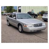2005 MERCURY GRAND MARQUIS LS PREMIUM *No Accidents* (NO RESERVE)