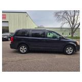 2013 DODGE GRAND CARAVAN SXT *No Accidents* (NO RESERVE)