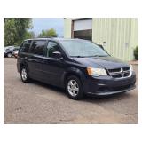 2013 DODGE GRAND CARAVAN SXT *No Accidents* (NO RESERVE)