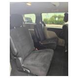 2013 DODGE GRAND CARAVAN SXT *No Accidents* (NO RESERVE)