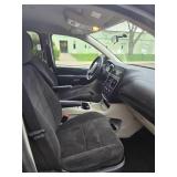 2013 DODGE GRAND CARAVAN SXT *No Accidents* (NO RESERVE)