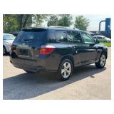 2008 TOYOTA HIGHLANDER SPORT *All Wheel Drive | Prior Certified Pre-Owned* (NO RESERVE)