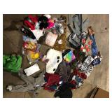 Lot of Assorted Halloween Costumes Various Models and Conditions Customer Returns See Pictures Lot of Assorted Halloween Costumes Various Models and Conditions Customer Returns See Pictures