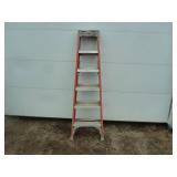 Louisville Fiberglass Ladder 6
