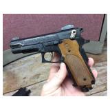 Daisy Powerline 93 & Crossman 1008 CO2 Pistols Daisy Powerline 93 & Crossman 1008 CO2 Pistols