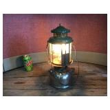 Nifty Antique Coleman "Quick-Lite" Lantern - Works! Nifty Antique Coleman "Quick-Lite" Lantern - Works!