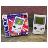 1989 Nintendo Gameboy DMG-01 "Near New" with Box 1989 Nintendo Gameboy DMG-01 "Near New" with Box