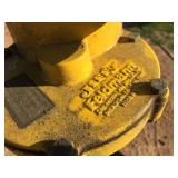 Jiffy Legend Model 31 Gas Ice Auger - 10" Jiffy Legend Model 31 Gas Ice Auger - 10"