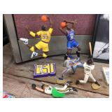 Vintage Football - Basketball - Baseball Collectables Vintage Football - Basketball - Baseball Collectables
