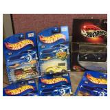 Group Vintage Hot Wheels on Cards - 2000 Group Vintage Hot Wheels on Cards - 2000