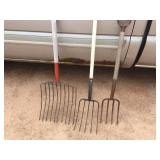 Pitchforks Pitchforks