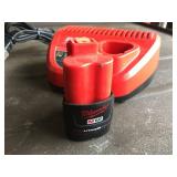 Milwaukee M12 Battery & Charger - Good Milwaukee M12 Battery & Charger - Good