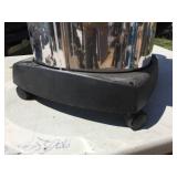 Shop Vac 12 Gal Stainless Steel Wet-Dry 6 HP - Works Shop Vac 12 Gal Stainless Steel Wet-Dry 6 HP - Works