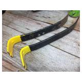 2 Framing Hammers & 2 Stanley "Wonder Bars" 2 Framing Hammers & 2 Stanley "Wonder Bars"