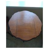 (2) Small Wood Vintage Tables (2) Small Wood Vintage Tables