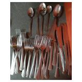 Gibson Flatware & Serving Pieces Gibson Flatware & Serving Pieces