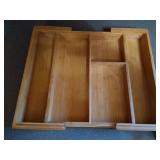 (2) Expandable Bamboo Drawer Organizers (2) Expandable Bamboo Drawer Organizers