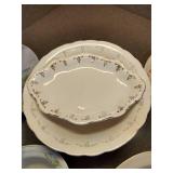 Miscellaneous Platters & Serving Bowls Miscellaneous Platters & Serving Bowls
