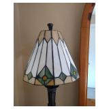 Heavy Tiffany Style Lamp Heavy Tiffany Style Lamp