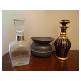 Decanters & Vintage Spittoon Decanters & Vintage Spittoon